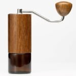 C40 MK4 Vintage Oak Classic Comandante Grinder - Image 2