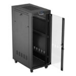 Lanberg 19" 32U 600x1000 black floor-standing rack cabinet with glass doors (flat pack) - Image 5