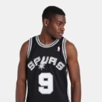 Mitchell Ness San Antonio Spurs NBA Swingman Jersey Spurs 2001 Tony Parker M SMJYLG19018-SASBLCK01TPA - Image 5