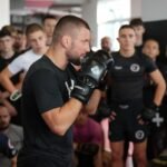 MMA Sparring Gloves M - Warrior Black - LegacySeries - Image 2