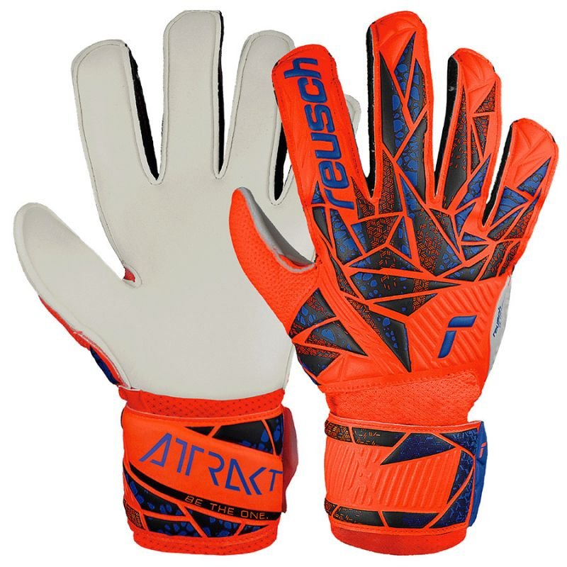 lupin-wear-ca-reusch-attrakt-infinity-solid-junior-jr-54-72-515-2210-gloves-1077821 Reusch Attrakt Infinity Solid Junior Jr 54 72 515 2210 Gloves - Image 1