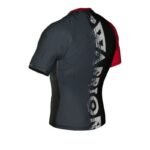 The "Wolf" compression rashguard is made of DBX MORE DRY XL material. - Image 4