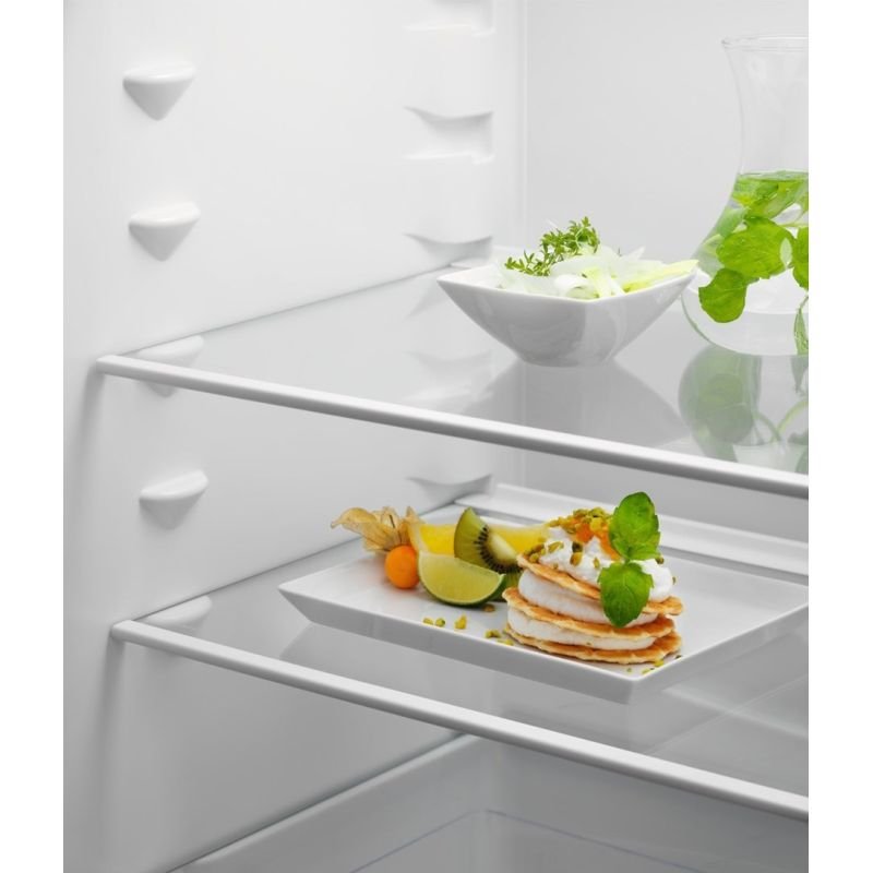 lupin-wear-ca-electrolux-erd6de18s1-refrigerator-3253501 ELECTROLUX ERD6DE18S1 refrigerator - Image 1