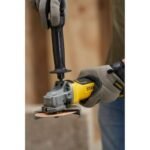 STANLEY SFMCG700B Angle Grinder - Image 8