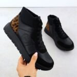 Womens leather ankle boots on a black platform Rieker Remonte D2V70-03 - Image 2