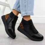 Womens leather ankle boots on a black platform Rieker Remonte D2V70-03 - Image 5